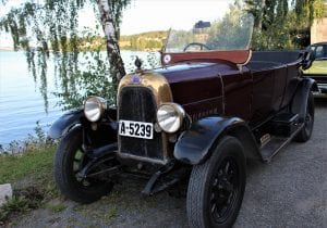 Bjørn Espen Wiken hadde tatt turen fra Hunndalen med sin 94 år gamle Fiat. Den var eldste bil som dukket opp.